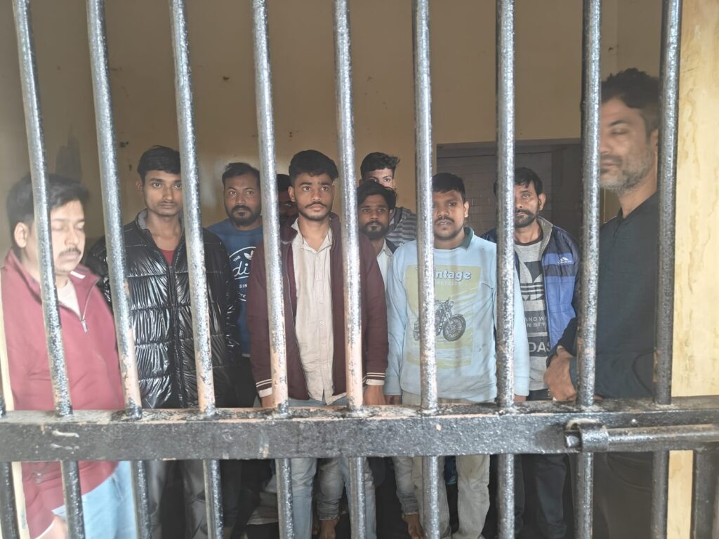 गौर से देखिए इन उपद्रवियों को जिनको कानून का नहीं था डर दो युवकों पर किया था ताबड़तोड़ हमला