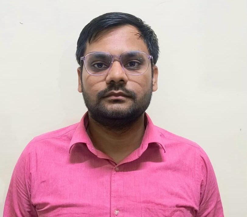 यूपी एसटीएफ की बड़ी कार्रवाई: शेयर बाजार और क्रिप्टो के नाम पर 800 करोड़ की ठगी करने वाला मास्टरमाइंड गिरफ्तार